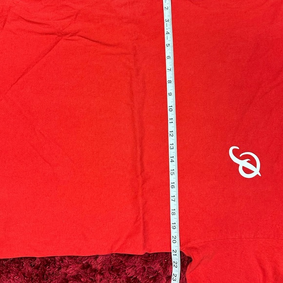 Primitive Sriracha Shirt Skateboard Large Red Lifestyle - Picture 4 of 5